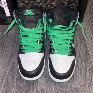 Jordan 1 High - Black, White & Lucky Green (Nike Air)